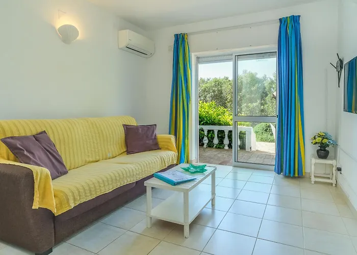 Casas Do Ramalhete * Senhora da Luz