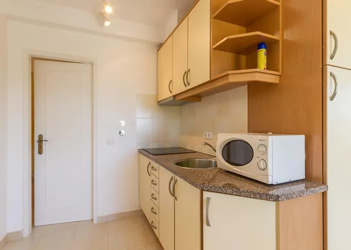 Casas Do Ramalhete * Senhora da Luz